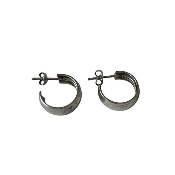 MMA Metropolitan Museum of Art Sterling Silver Small Hoops - Picture 1 of 3